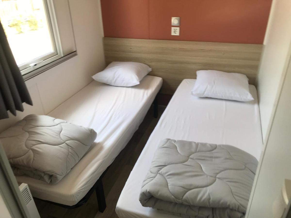 Mobil Home Camping Le Mar Estang Bord De Plage Кане Экстерьер фото